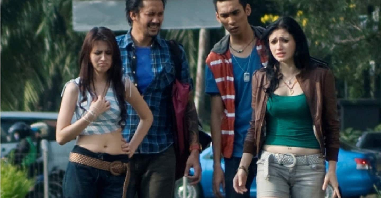 Watch Perempuan Perempuan Liar Full Movie Online In Hd Find Where To Watch It Online On Justdial